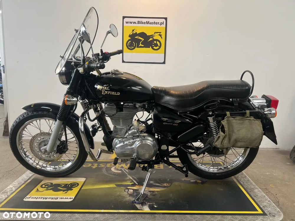 Royal Enfield Bullet - 2