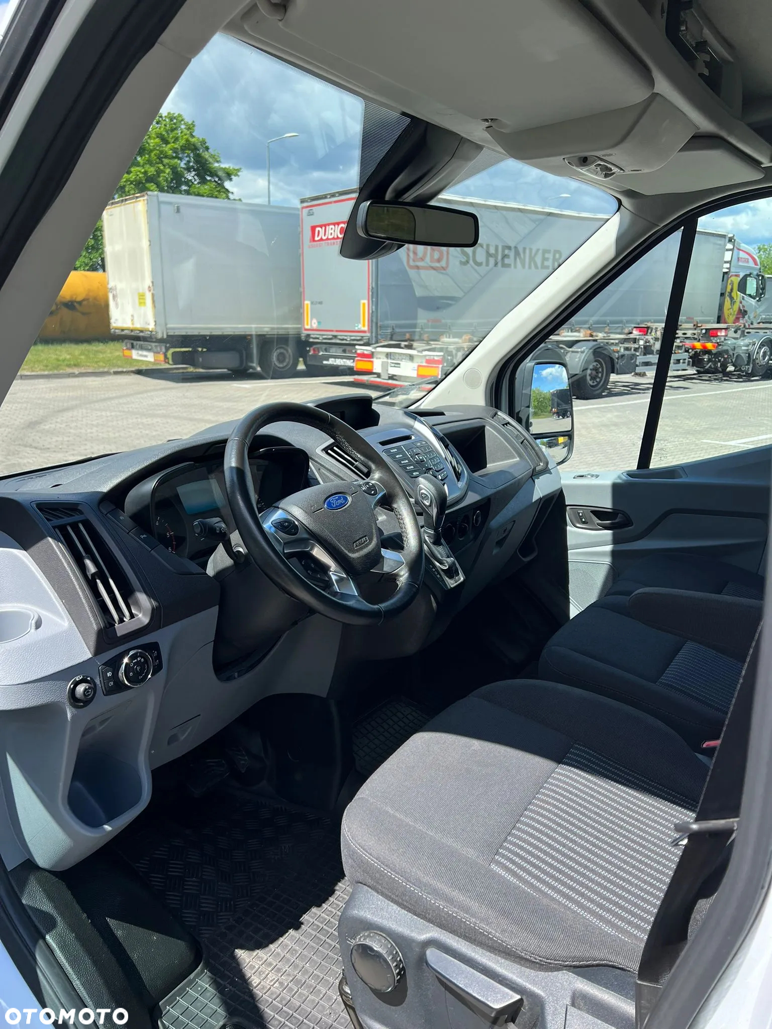 Ford Transit - 13