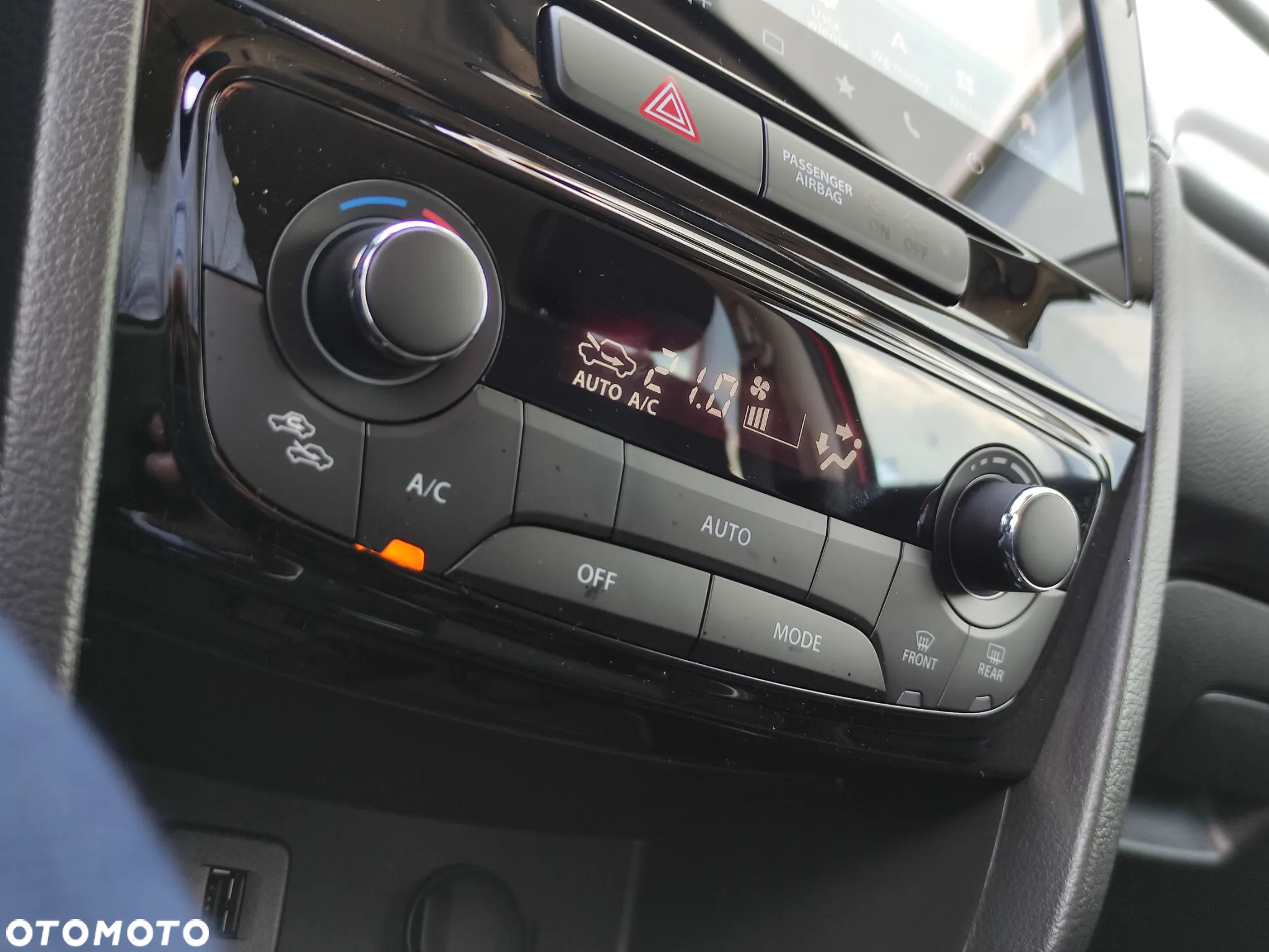Suzuki Vitara 1.4 Boosterjet mHEV Premium Plus 2WD - 8