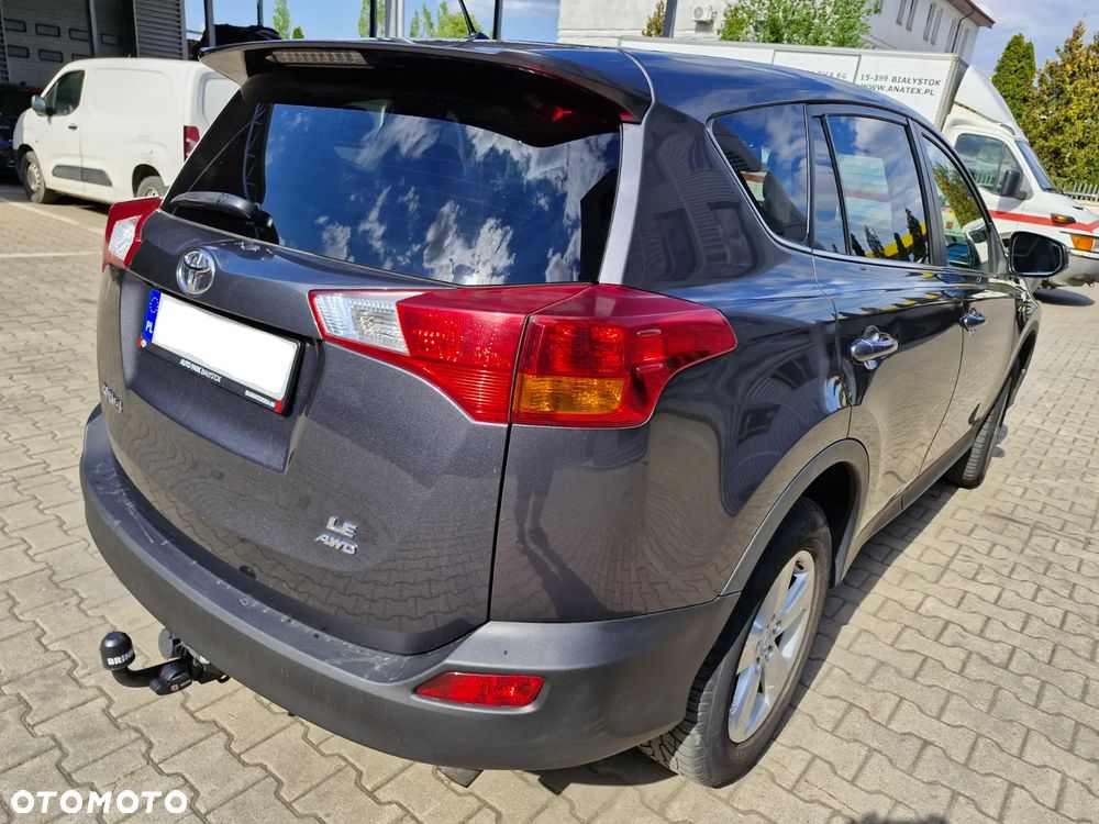 Toyota RAV4 - 6