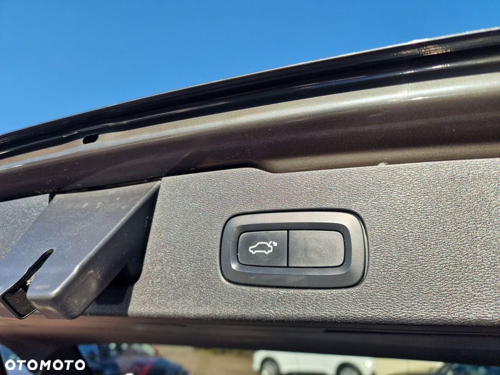 Volvo V60 D3 Geartronic Momentum Pro - 16