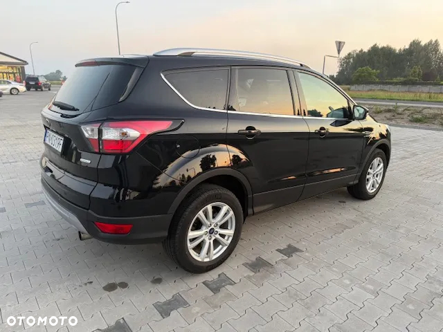 Ford Kuga - 3