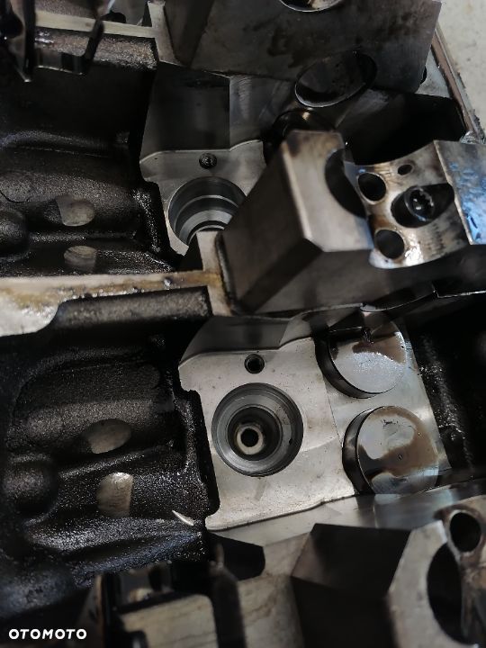 Głowica Silnika 2.5 5.0tdi Prawa VW T5 Crafter Multivan Touareg Phaeton - 4