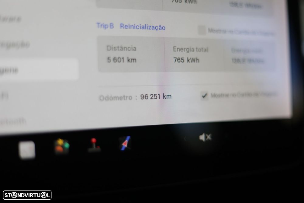 Tesla Model 3 Long-Range Dual Motor AWD - 22