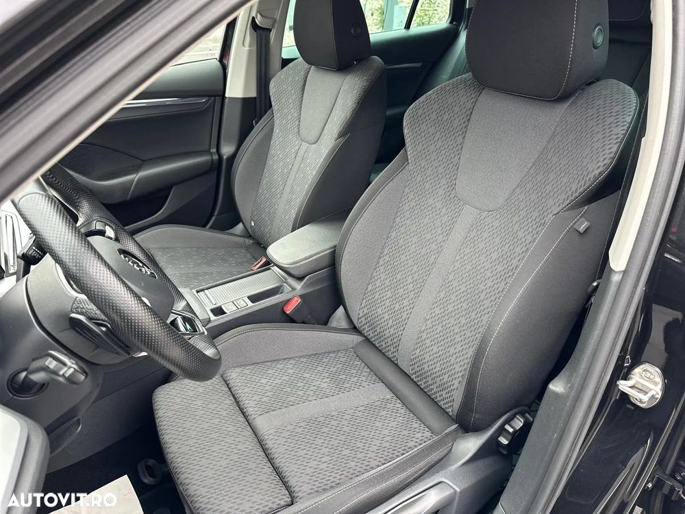 Skoda Octavia 2.0 TDI DSG First Edition - 3