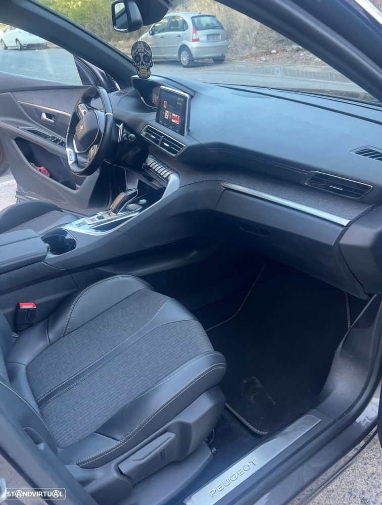 Peugeot 3008 - 8