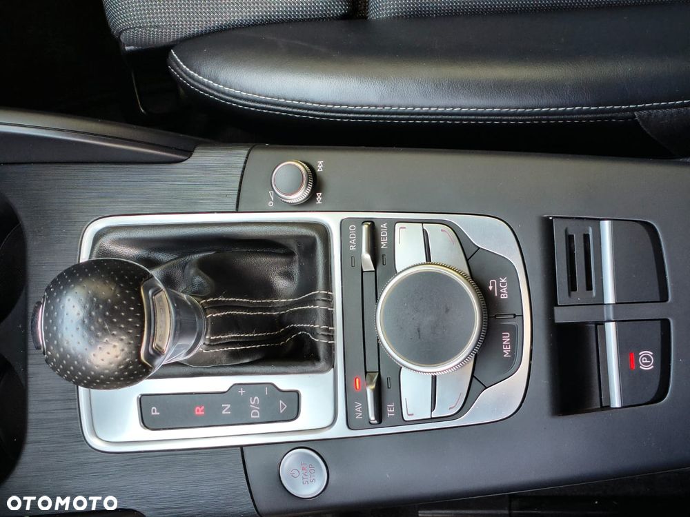 Audi A3 Sportback 1.4 TFSI e-tron S line Sportpaket - 28