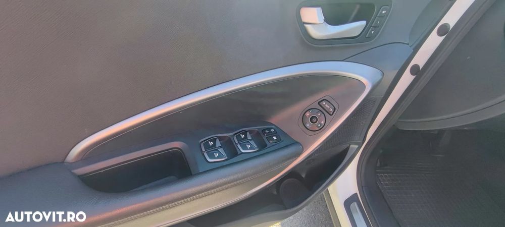 Hyundai Santa Fe blue 2.2 CRDI 4WD Automatik Premium - 12