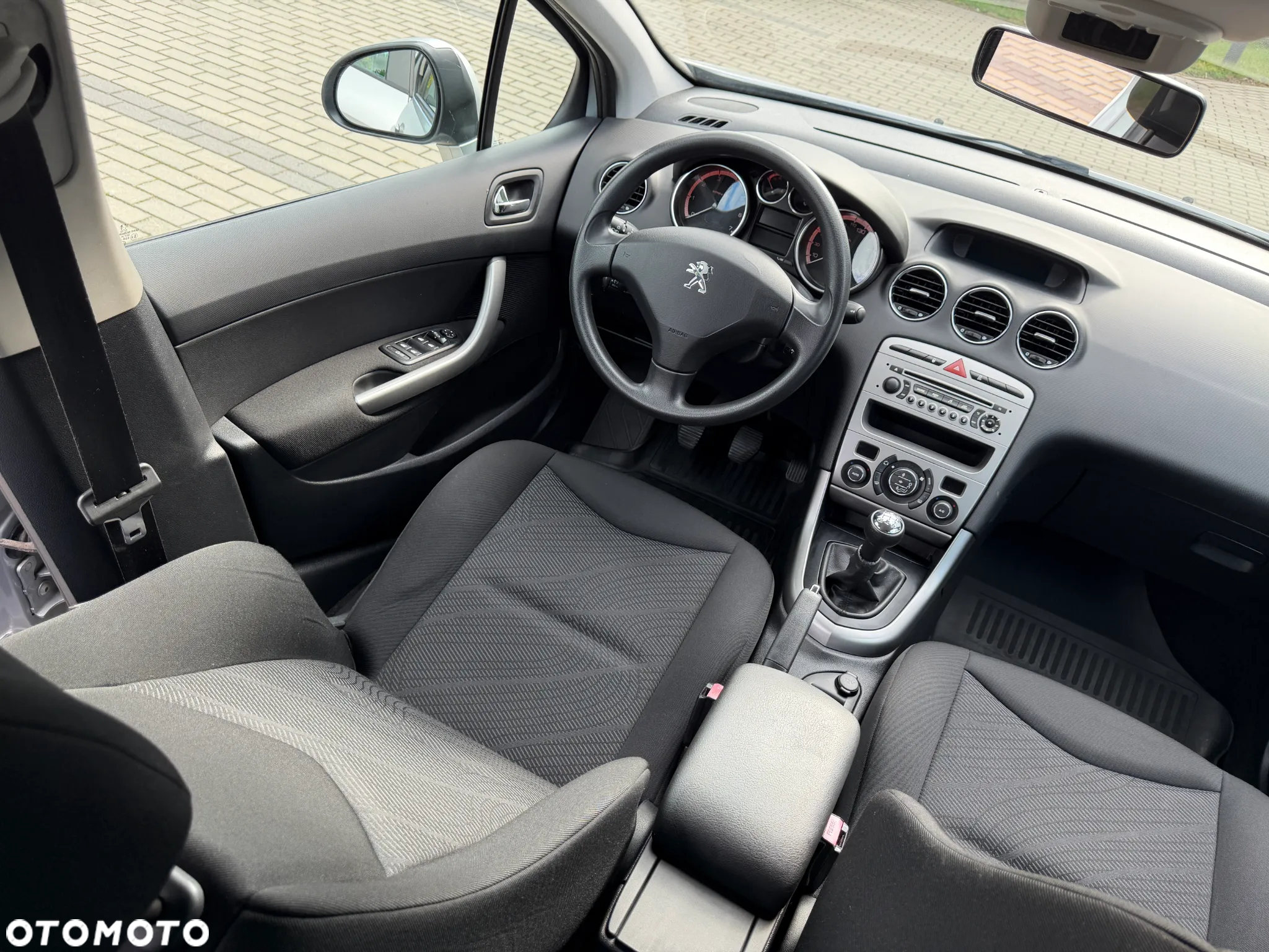 Peugeot 308 - 23