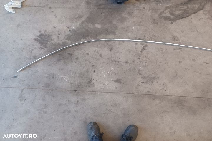 ORNAMENT CROM Audi A4 B8/8K [2007 - 2011] wagon 5-usi 2.0 TDI MT (143 - 1