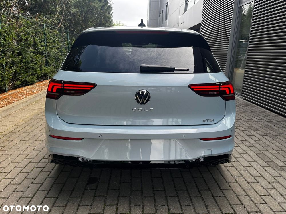 Volkswagen Golf 1.5 eTSI mHEV R-Line Plus DSG - 8