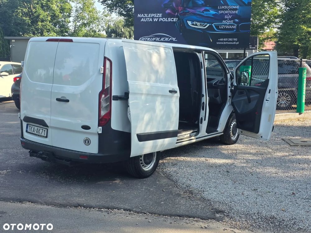 Ford TRANSIT CUSTOM - 12