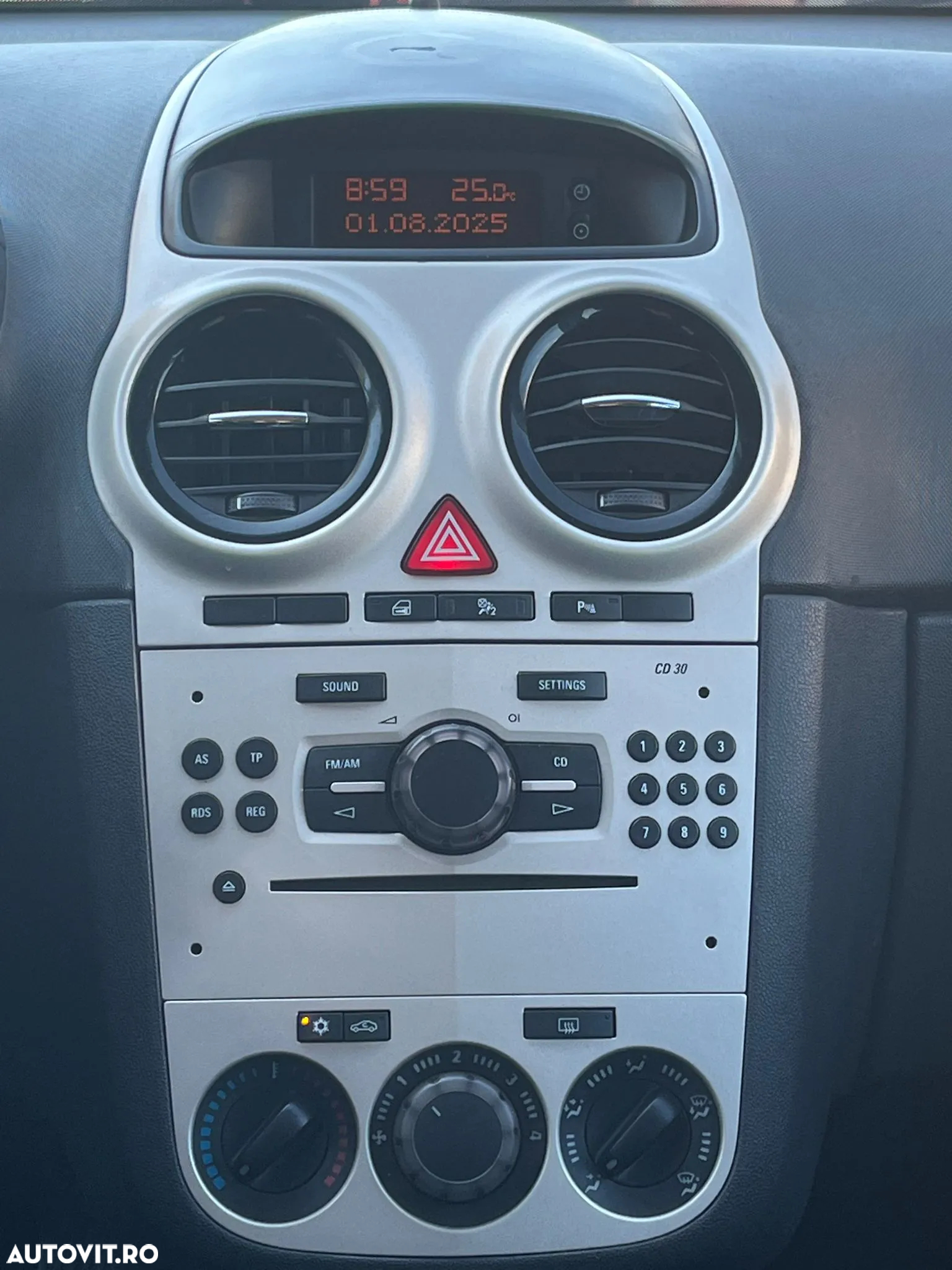 Opel Corsa 1.2i Easytronic Enjoy - 10