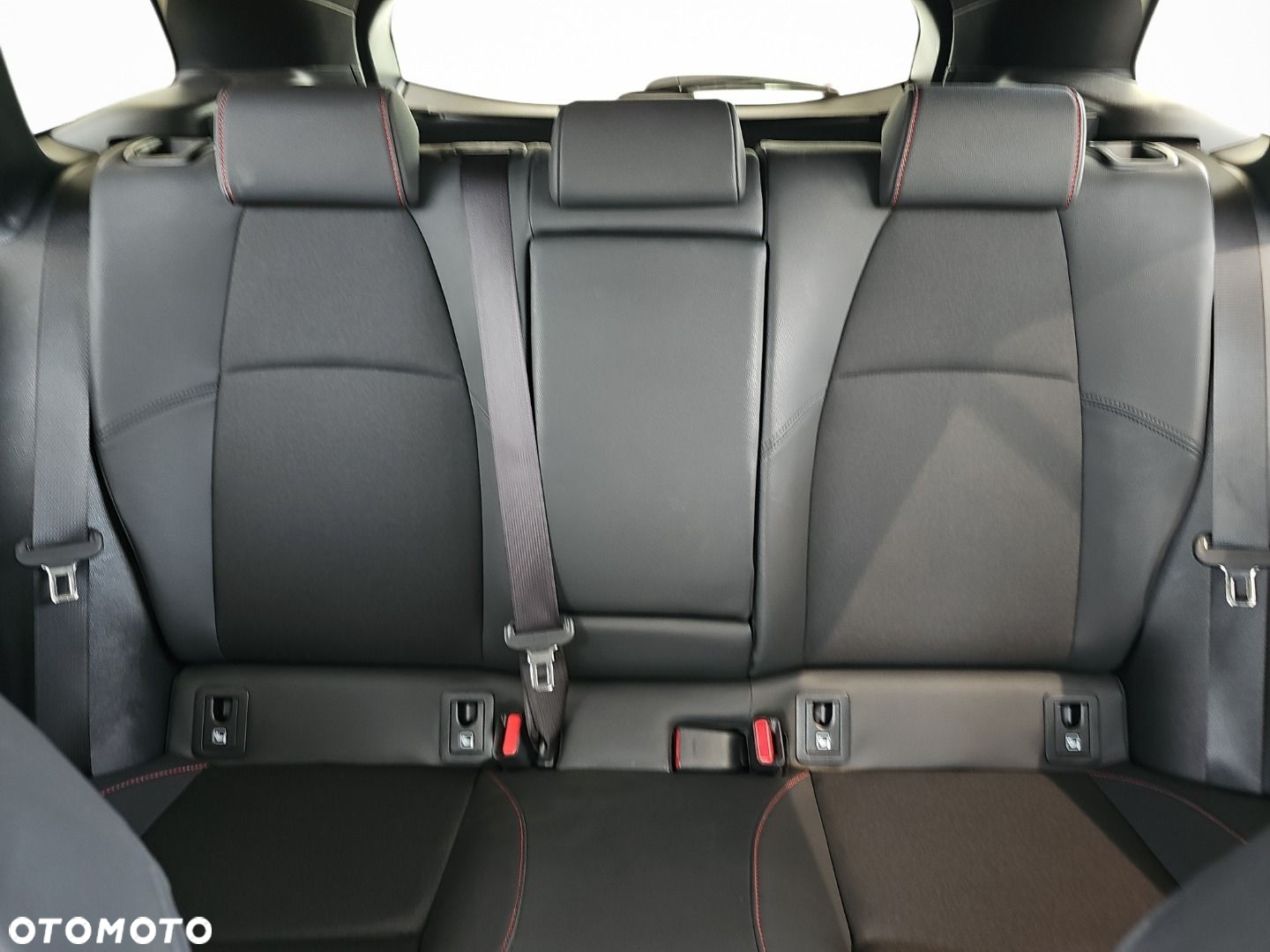 Toyota Corolla - 16