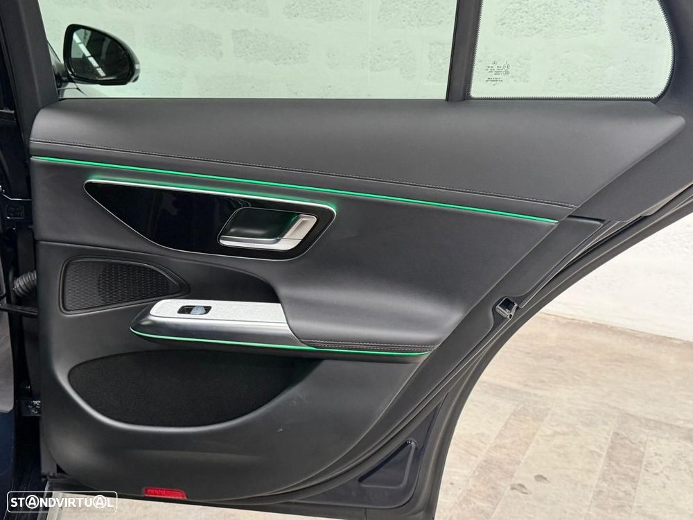 Mercedes-Benz E 300 e AMG Line - 59