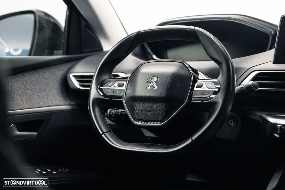 Peugeot 5008 1.5 BlueHDi Allure - 23