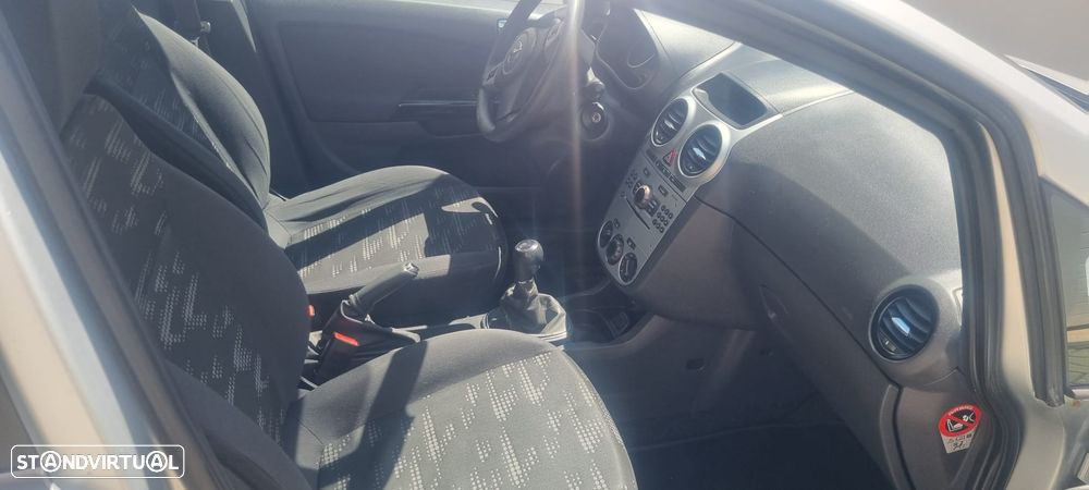 Opel Corsa 1.3 CDTI Enjoy EcoFLEX - 5
