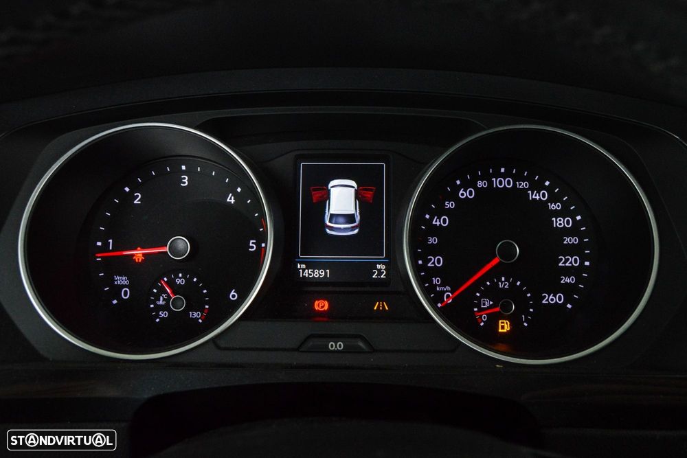 VW Tiguan 1.6 TDI Confortline - 32