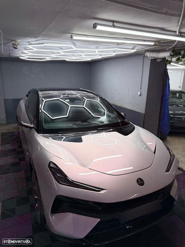 Lotus Eletre - 4