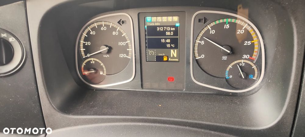 Mercedes-Benz ATEGO - 15