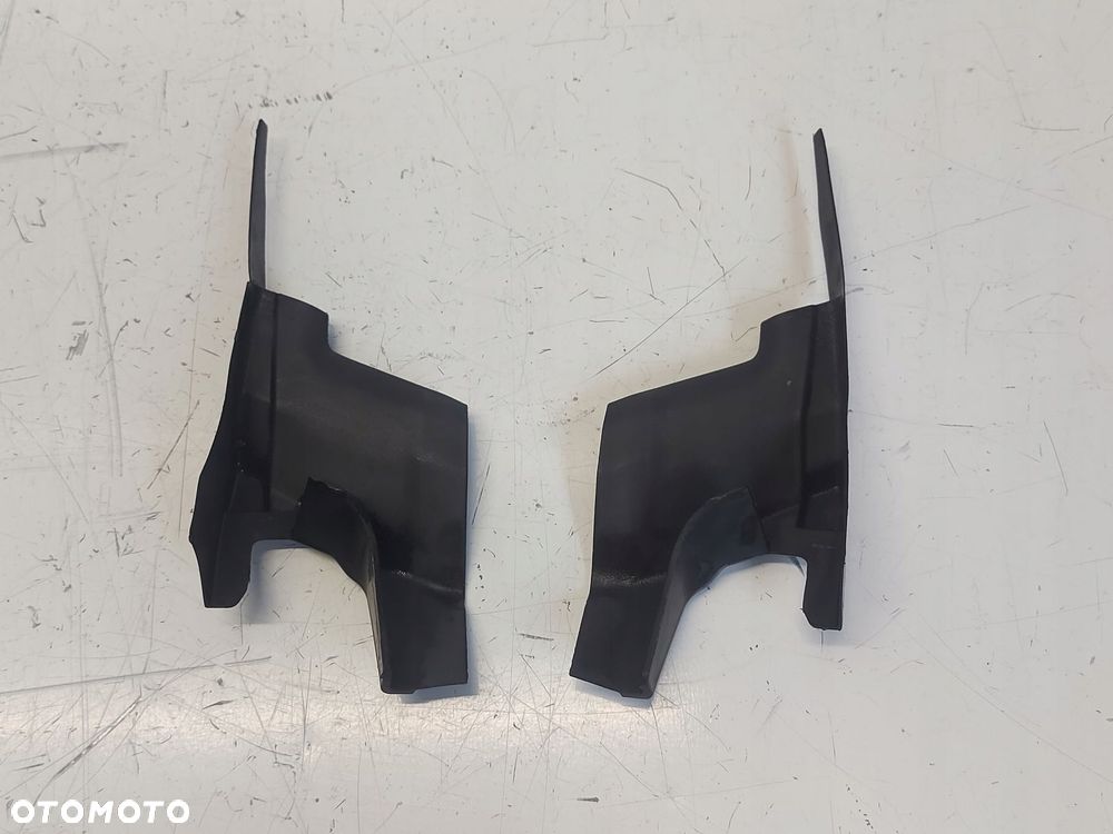 FIESTA MK6 RÓŻEK LISTWA NAKŁADKA PODSZYBIA KOMPLET - 1