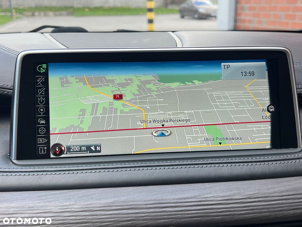 BMW X6 xDrive30d - 17