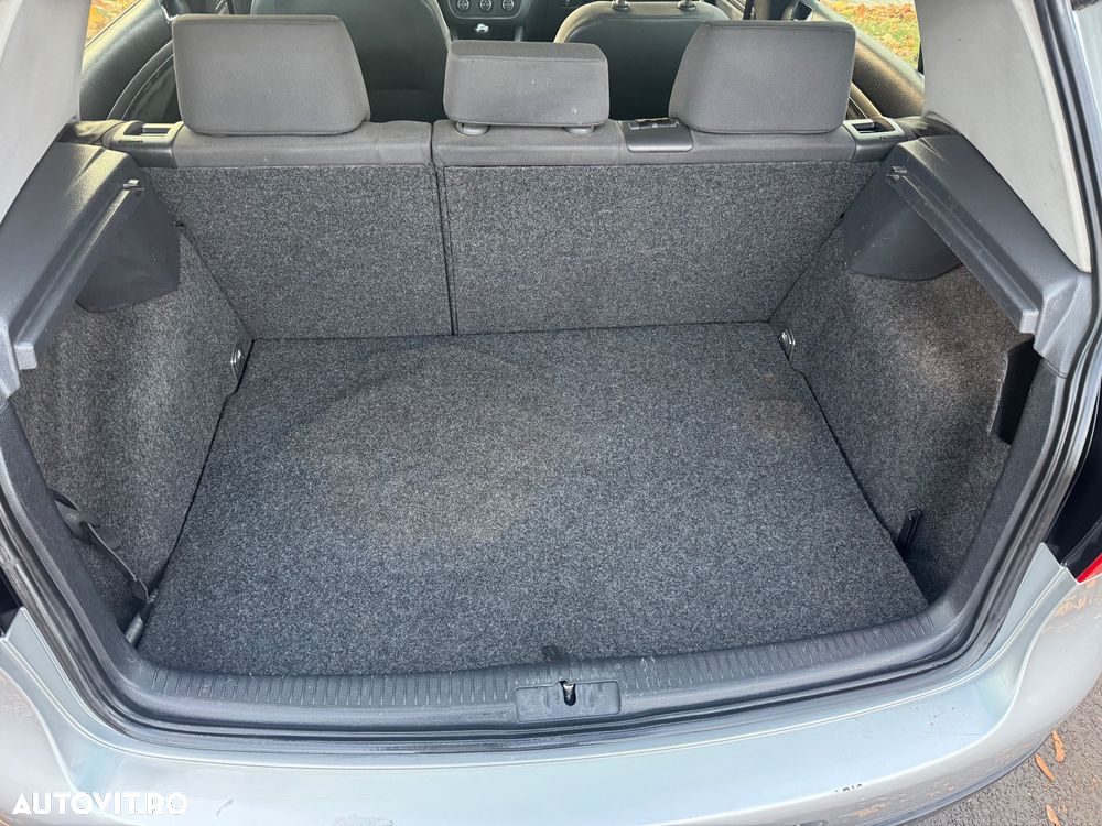 Volkswagen Golf 1.9 TDI Comfortline - 17