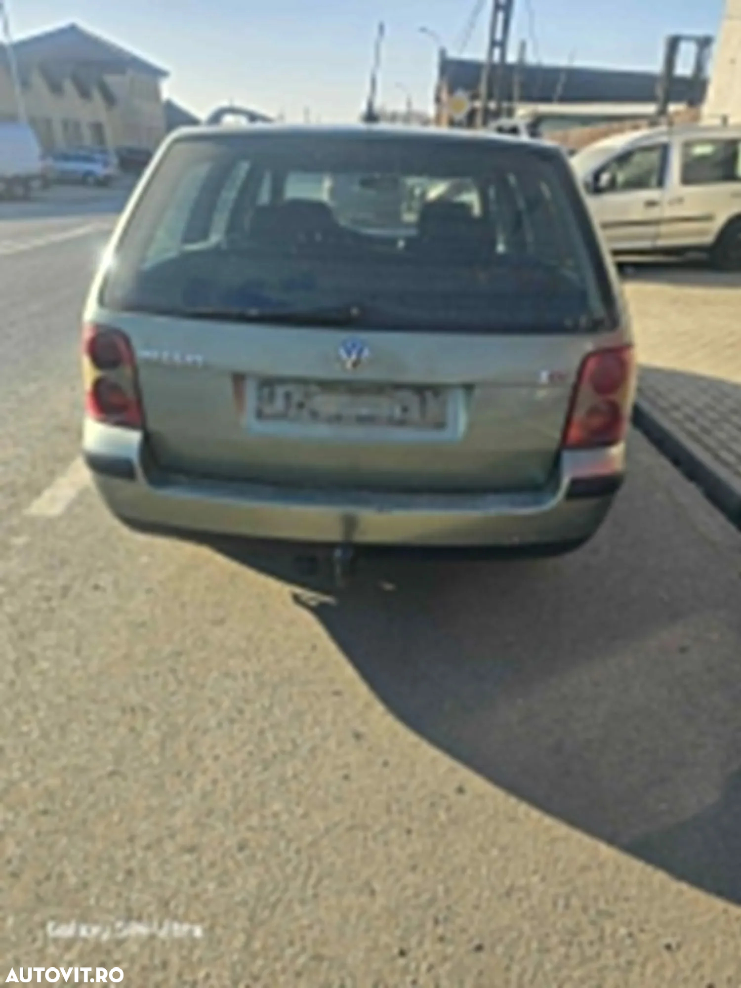Dezmembram Volkswagen Passat Variant 2002 1,9 diesel cod motor AVF - 2
