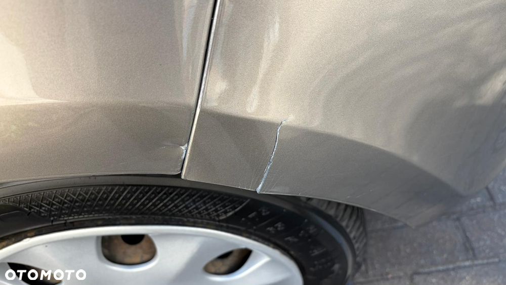 Renault Clio TCe 100 TomTom Edition - 9