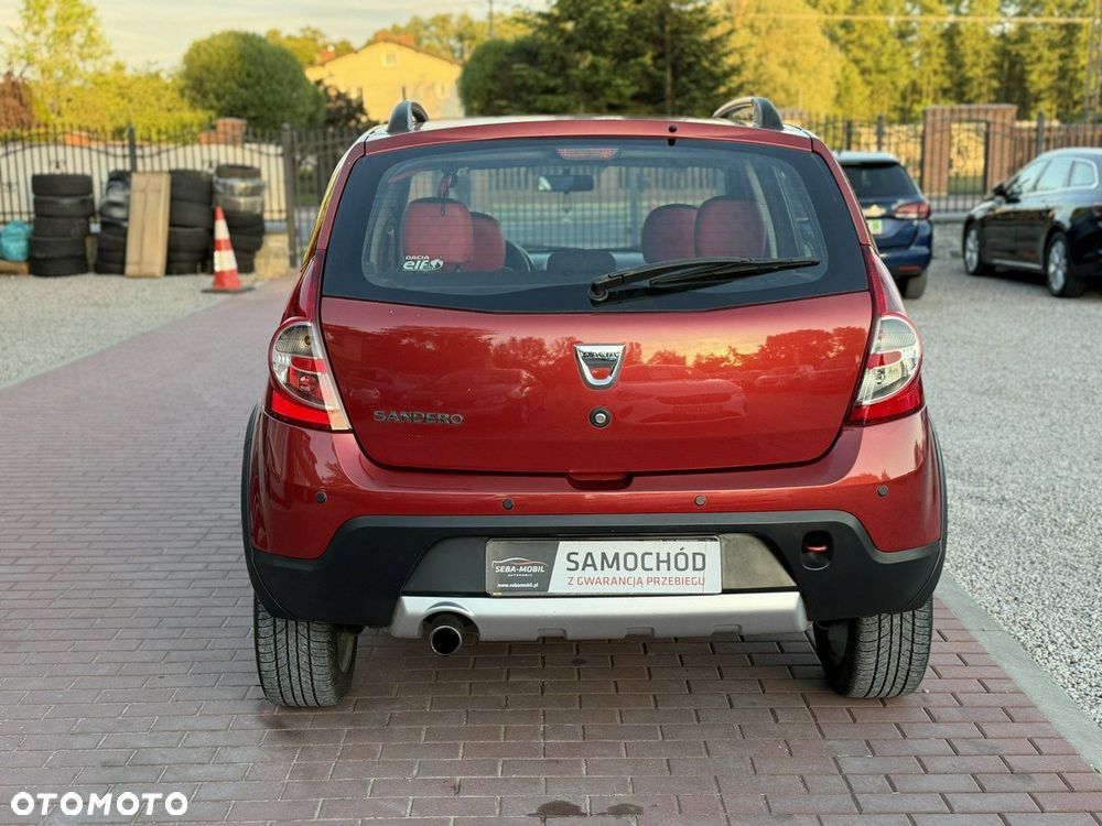 Dacia Sandero Stepway 1.6 - 9