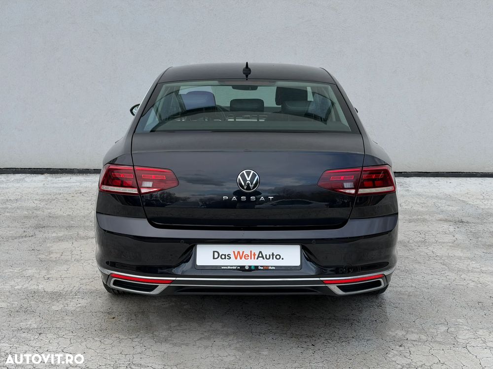 Volkswagen Passat 2.0 TDI DSG Highline - 5