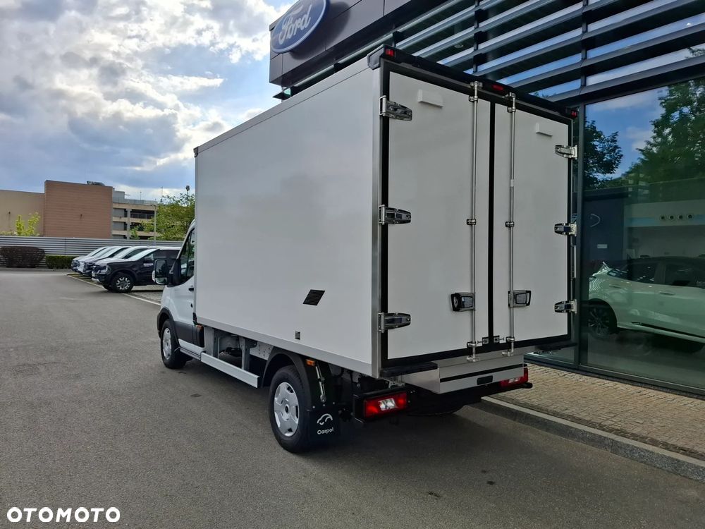 Ford Transit - 8