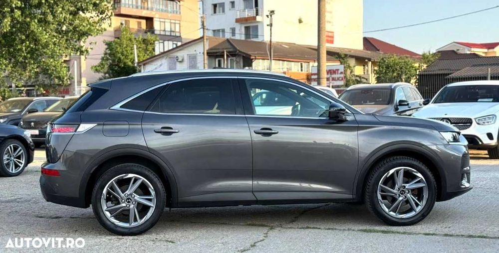 DS Automobiles DS 7 Crossback - 11