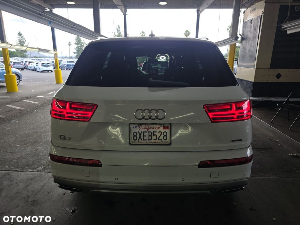 Audi Q7 - 38