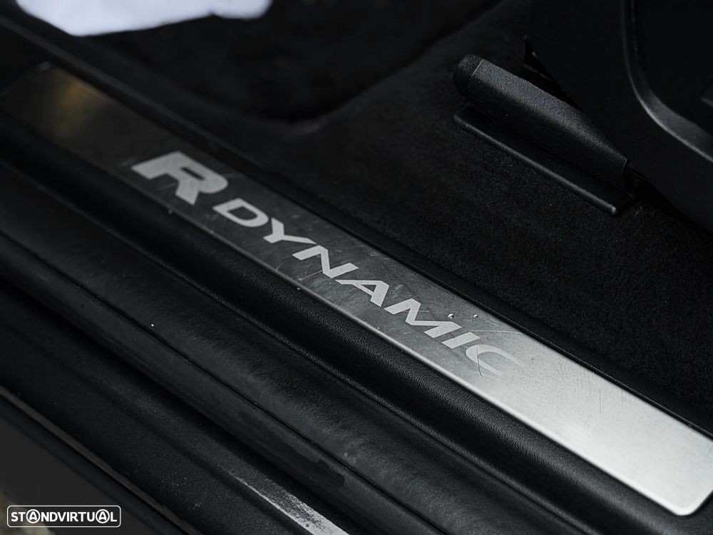 Land Rover Discovery Sport 1.5 I3 P300e AWD R-Dynamic SE - 11