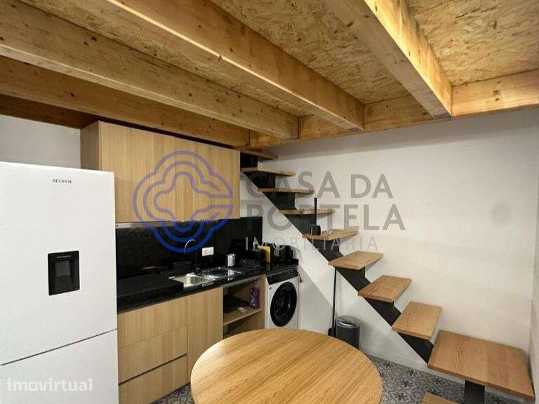 INVESTIMENTO - MORADIA RENOVADA À VENDA NA BAIXA DA PORTO - Grande imagem: 3/28