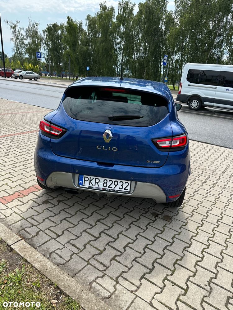 Renault Clio - 6