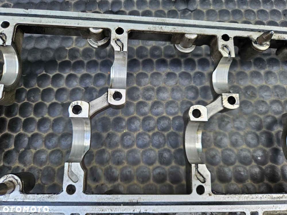 Głowica 0593S 0594S Lewa Prawa Wałki Zawory Pokrywa 2.7 3.0 TDI V6 Audi A4 B8 A5 A6 Q5 VW - 39