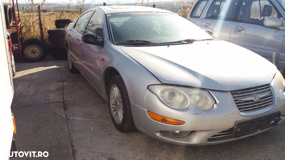 Dezmembrez Chrysler 300M - 2