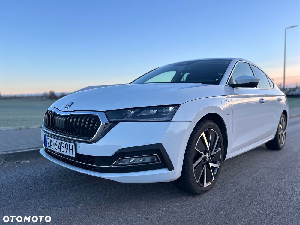 Skoda Octavia 1.4 TSI Plug-In Hybrid Style DSG - 1