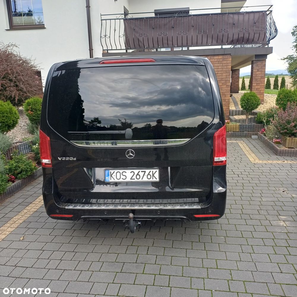 Mercedes-Benz Klasa V 220 (BlueTEC) d extralang 7G-TRONIC Avantgarde - 7