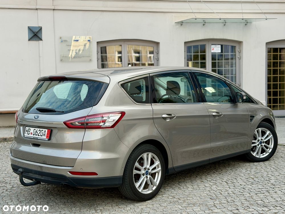 Ford S-Max 2.0 TDCi Titanium - 4