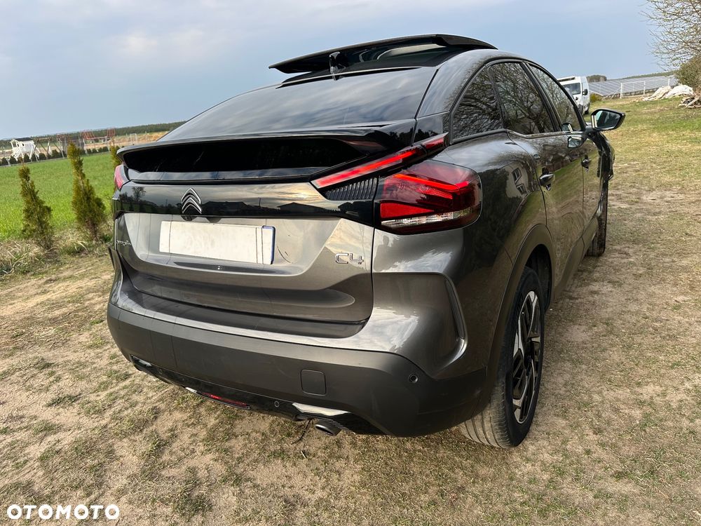 Citroën C4 BlueHDi 130 Stop&Start EAT8 SHINE - 3