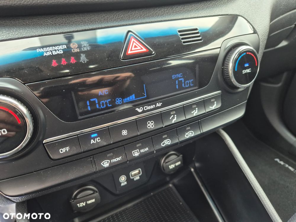 Hyundai Tucson 1.7 CRDI BlueDrive Comfort 2WD - 19