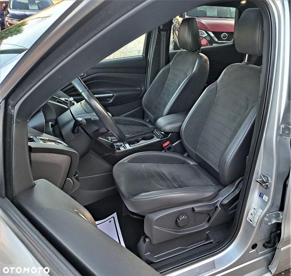 Ford Kuga 2.0 TDCi FWD ST-Line - 18