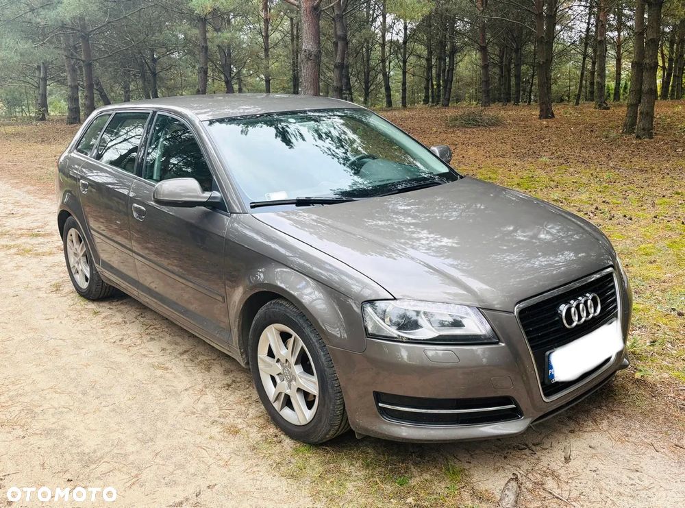 Audi A3 Sportback - 2