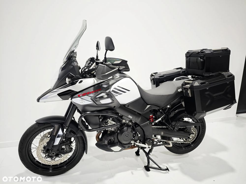 Suzuki V-STROM - 24