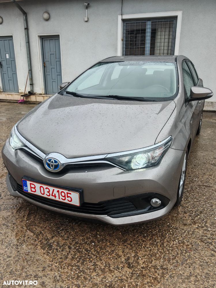 Toyota Auris - 1