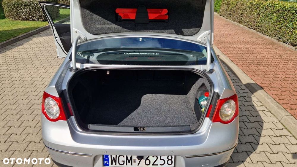 Volkswagen Passat 1.8 TSI Highline - 15
