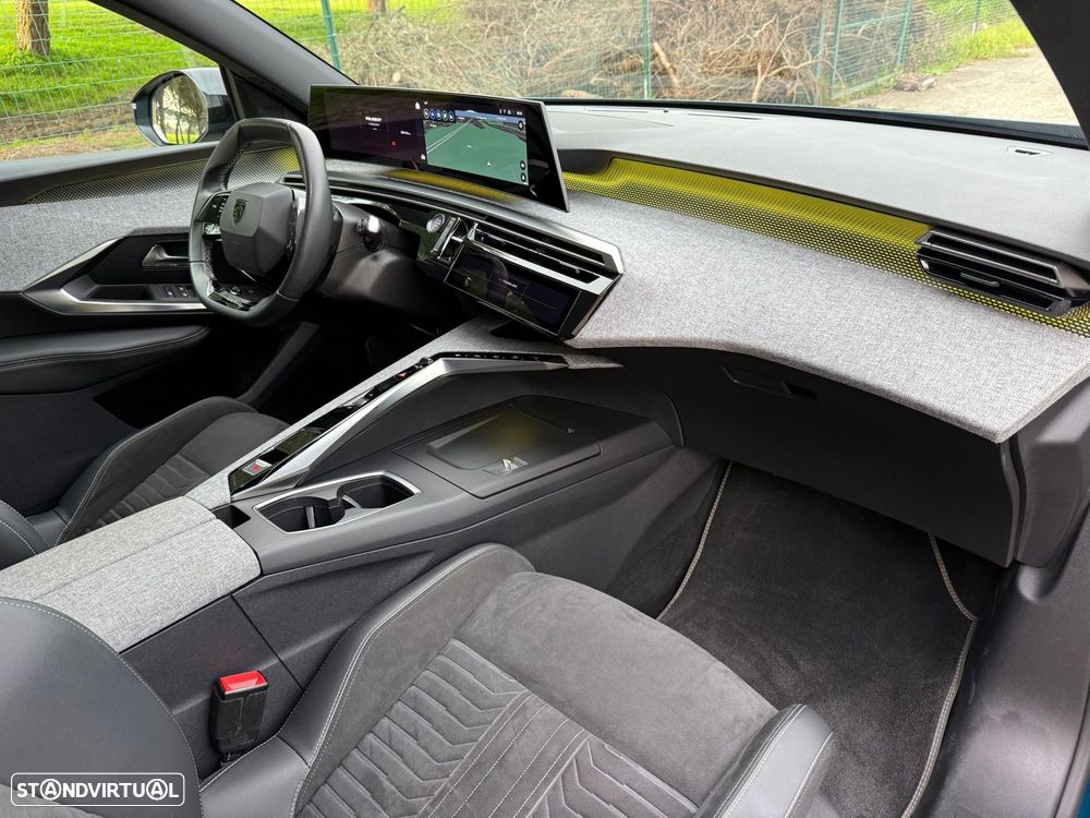 Peugeot E-3008 73 kWh GT - 27